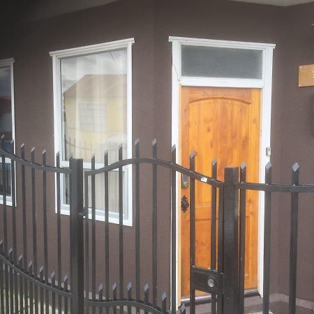 Hostel Sierra Baguales Puerto Natales Ngoại thất bức ảnh