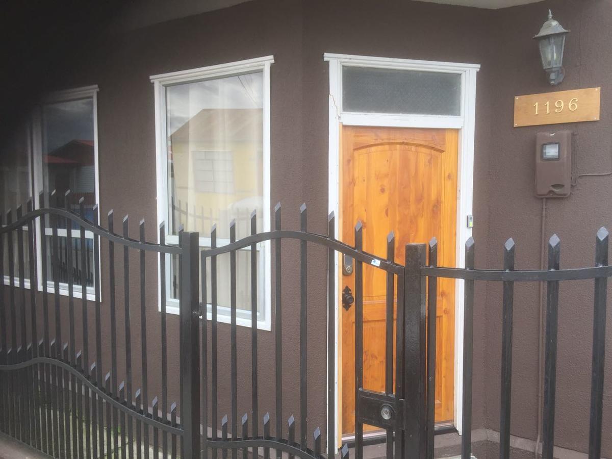 Hostel Sierra Baguales Puerto Natales Ngoại thất bức ảnh